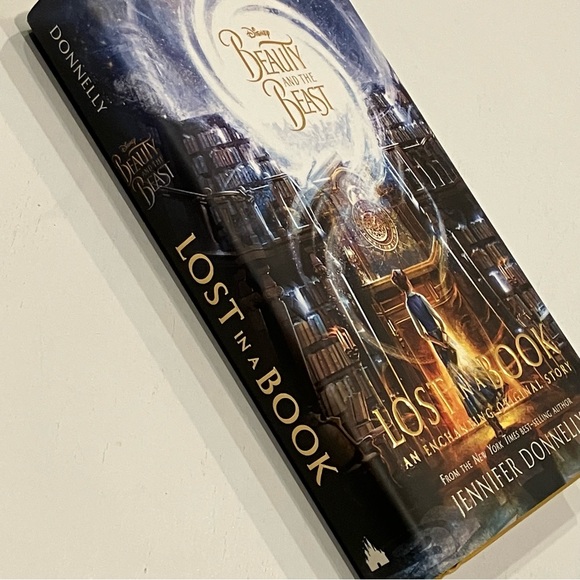 Disney | Beauty and the Beast Hard Bound Book - Picture 2 of 7